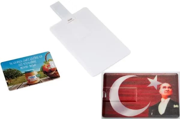 promosyon üç kart biçimli USB bellek, beyaz boş kart ve Türk bayrağı baskılı kart