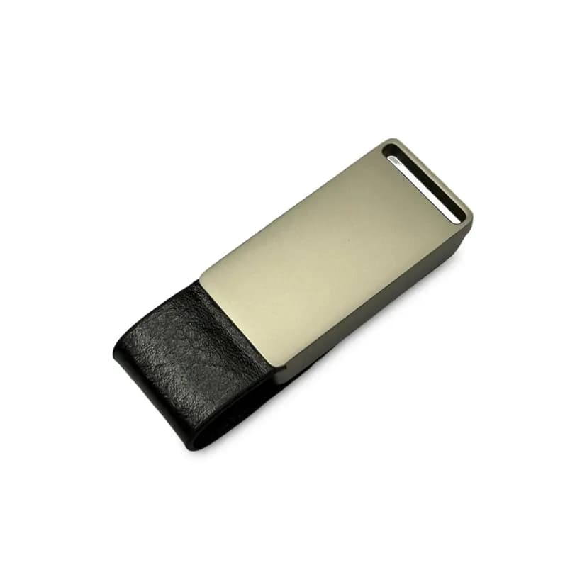 promosyon siyah deri kapaklı USB bellek, açık metalik plaka ve askı deliği