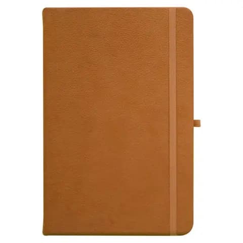 promosyon camel taba suni deri kapaklı lastikli defter, beyaz fonda önden düz çekim