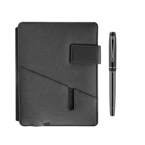 Promosyon siyah organizer defter ile krom klipsli kalemin kapalı ikili görünümü