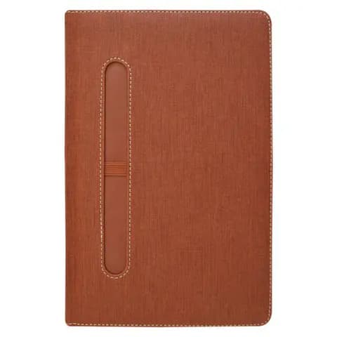 Kızıl kahverengi keten dokulu defter kapağı, kenar dikişli ve dikey kalem yuvalı; promosyon ürünü