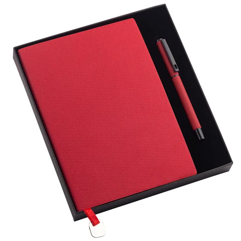 Kırmızı çizgili kapaklı promosyon defter kalem seti, klipsli kalem, siyah kutuda