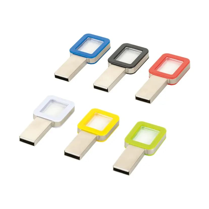 8 GB kapasiteli şeffaf USB bellek, kurumsal etkinliklerde promosyon olarak sunulmak üzere tasarlandı