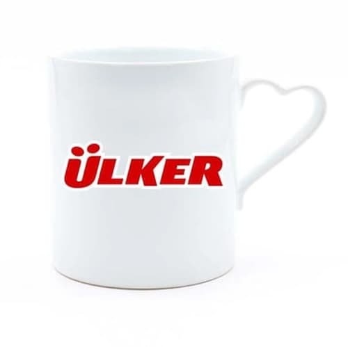 Kalp kulplu beyaz porselen promosyon kupası; ön yüzde kırmızı kurumsal yazı baskısı