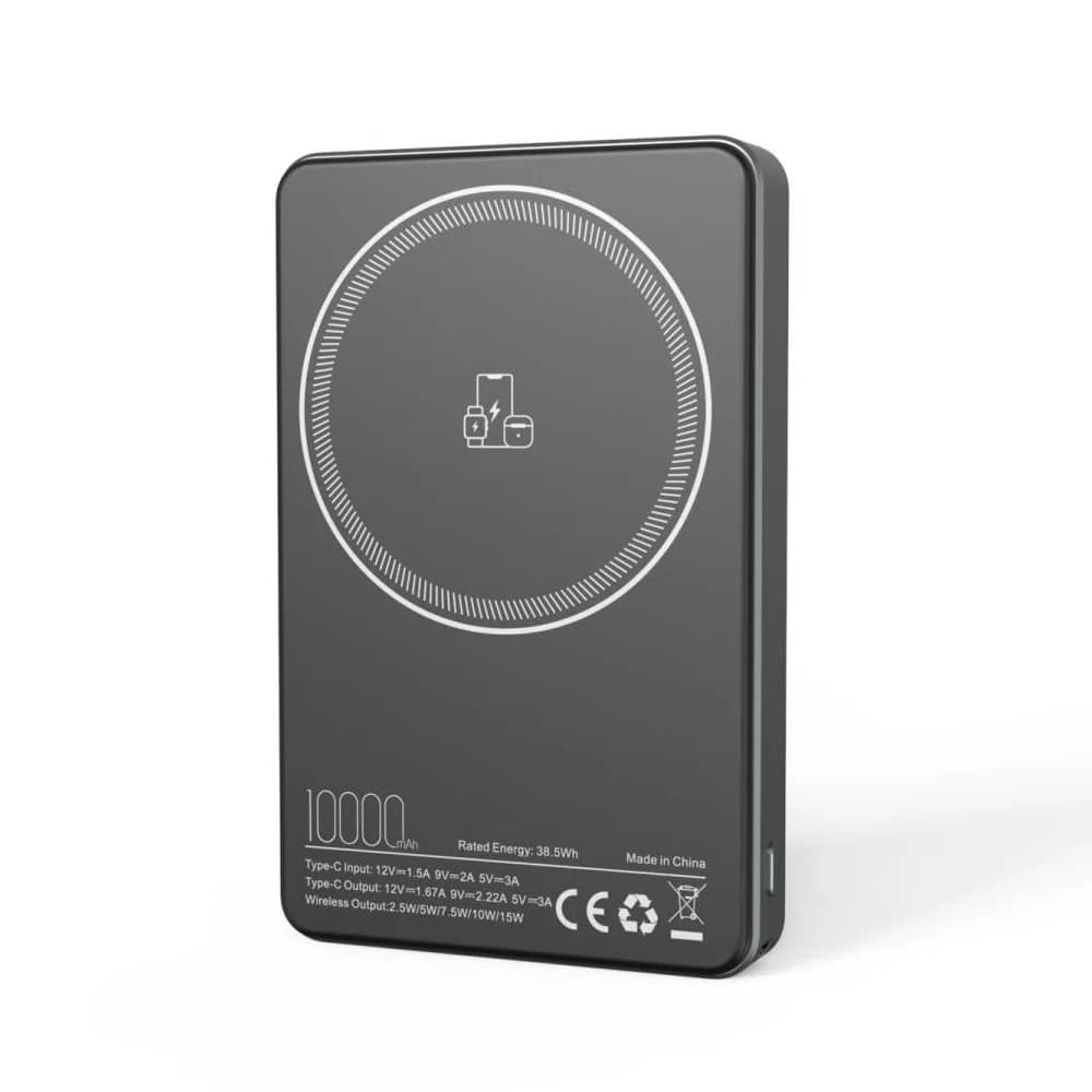 Koyu gri metal MagSafe powerbank, halka içinde şimşek ve 10000 mAh etiketi