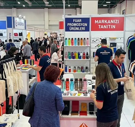 Toptan satın alınabilen fuar standı için logolu baskı yapılan promosyon ürünleri