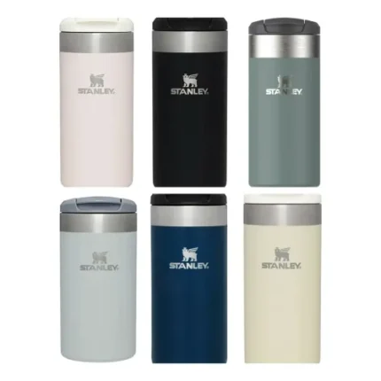 Şık ve fonksiyonel Stanley termoslar, farklı renk seçenekleriyle ofis ve günlük kullanım için ideal. Kullanıcı dostu tasarım, dayanıklı materyal ve geniş hacim özellikleriyla öne çıkar.