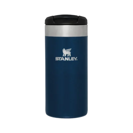Paslanmaz çelik termos, Stanley logosu ile kaliteli ve şık tasarım, spor ve günlük kullanıma uygun termo, Pratik taşıma ve saklama özelliği ile sıcak veya soğuk içecekler için ideal.