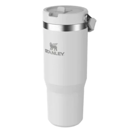 Yalıtımlı şişe, seyahat ve spor aktiviteleri için dayanıklı ve pratik termos.