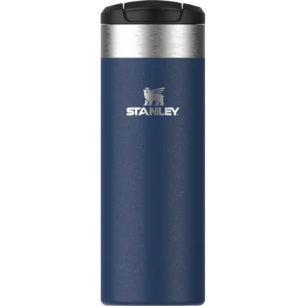 Şirket logolu şık mavi termos, metalik detaylar ve dayanıklı tasarım ile öne çıkıyor. Promosyon ürünleri arasında kişisel kullanım ve promosyon amaçlı tercih edilebilir.